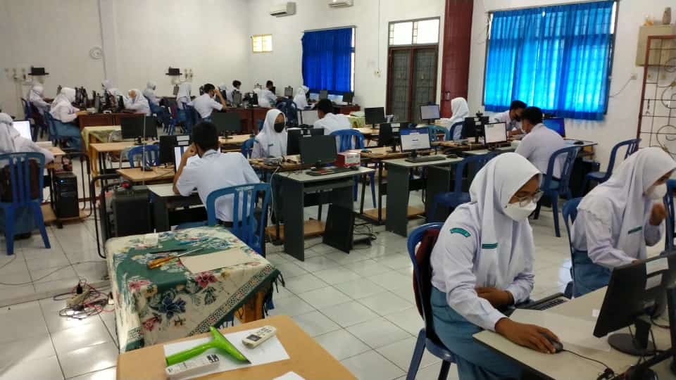 SMA Negeri 1 Pacitan Melaksanakan Simulasi ANBK